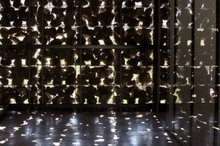Light Quality inside the Dominous Winery, Source: http://www.dominusestate.com/the-estate/architecture/winery-features/